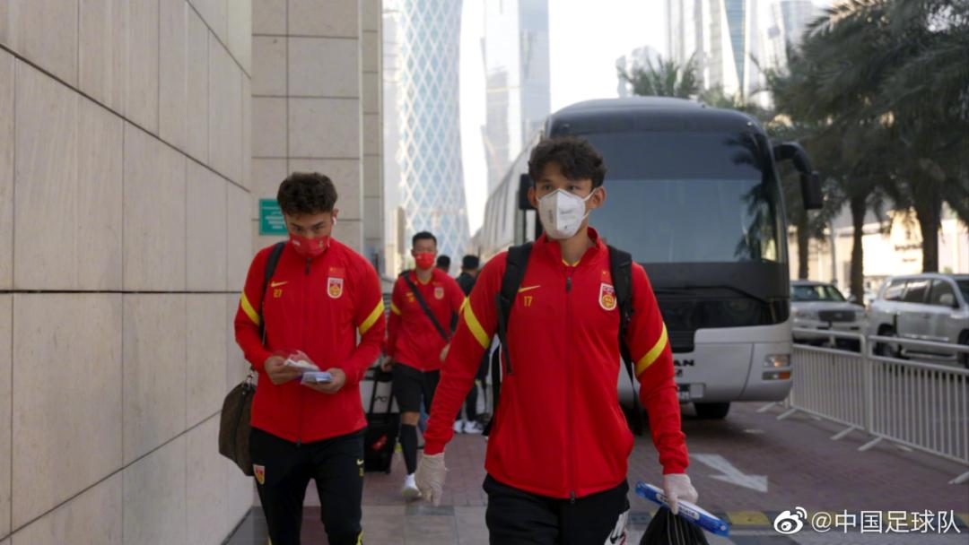 澳門正版免費(fèi)資源，探索未來的機(jī)會(huì)與挑戰(zhàn)（2025展望），澳門正版資源未來展望，機(jī)會(huì)與挑戰(zhàn)并存（2025年展望）