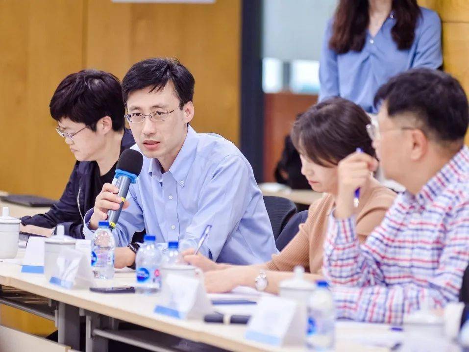 王中王一肖中持嗎？深度解析背后的故事與真相，揭秘王中王一肖背后的故事與真相，深度解析與真相探討