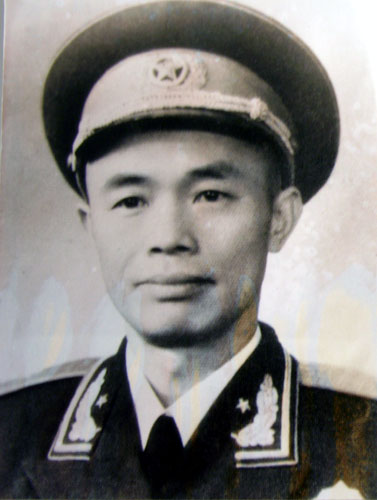 開國授銜不滿的將軍，一位傳奇英雄的故事，傳奇英雄，開國授銜不滿的將軍的故事