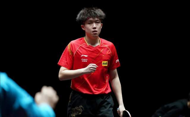 國(guó)乒太子王楚欽的家境背景深度解析，王楚欽的家境背景深度解析