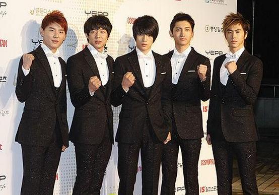 關于介紹明星的網(wǎng)站，深度探索明星的世界，明星世界深度探索，揭秘明星生活與成長之路