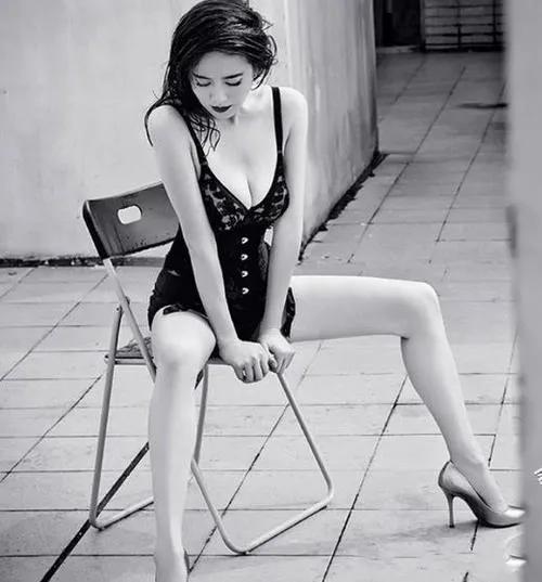 左小青現(xiàn)任丈夫介紹，揭秘他的背景與成就，左小青現(xiàn)任丈夫背景與成就大揭秘